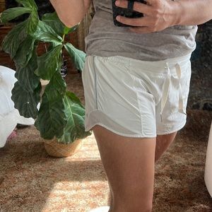 White Hotty Hot Lululemon Shorts Sz 8